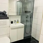 아파트 Wellness-apartment Seefeld And Chill Im Zentrum Mit Pool, Sauna Und Netflix For Free