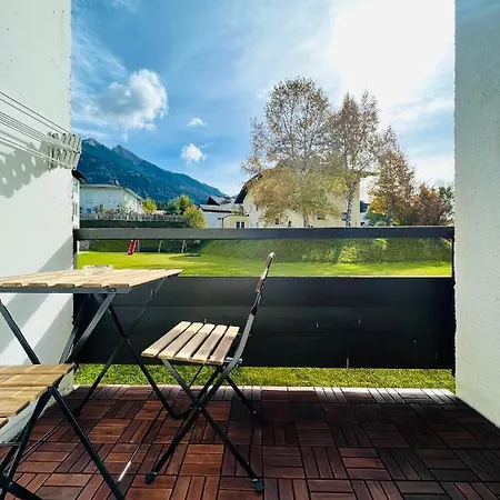 Wellness-apartment Seefeld And Chill Im Zentrum Mit Pool, Sauna Und Netflix For Free Daire